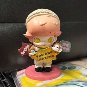 POP MART DIMOO WORLD DISNEY Figurine Chip and Dale